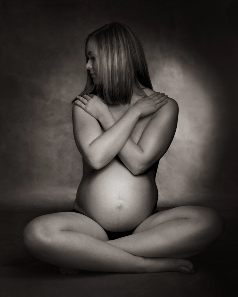 Taiteellinen raskauskuva